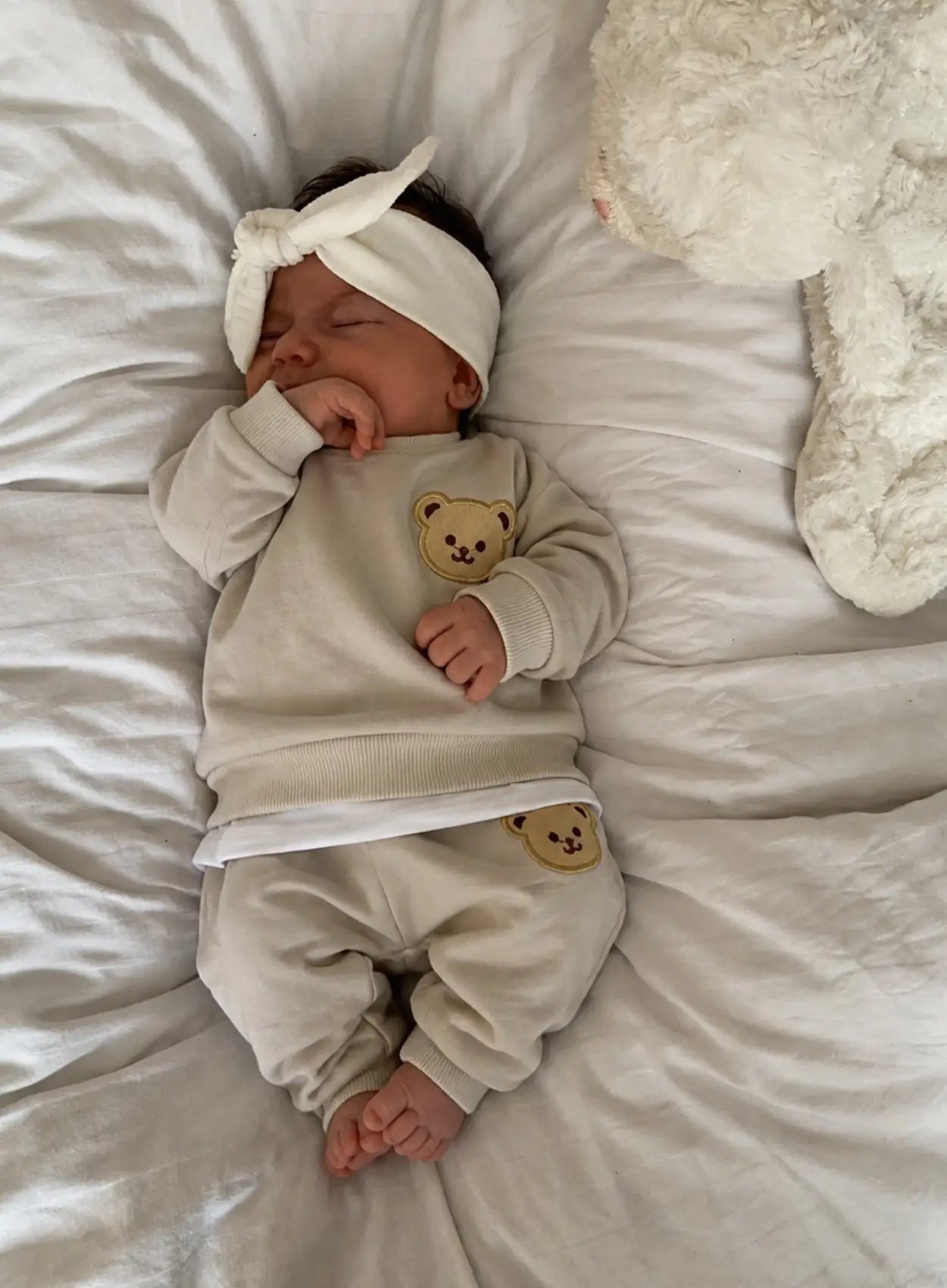 vetement-bebe-ensemble-ourson-pull-et-pantalon