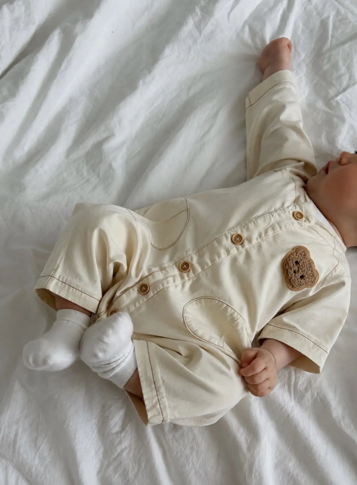 vetement-bebe-ensemble-beige-ourson-pour-bebe