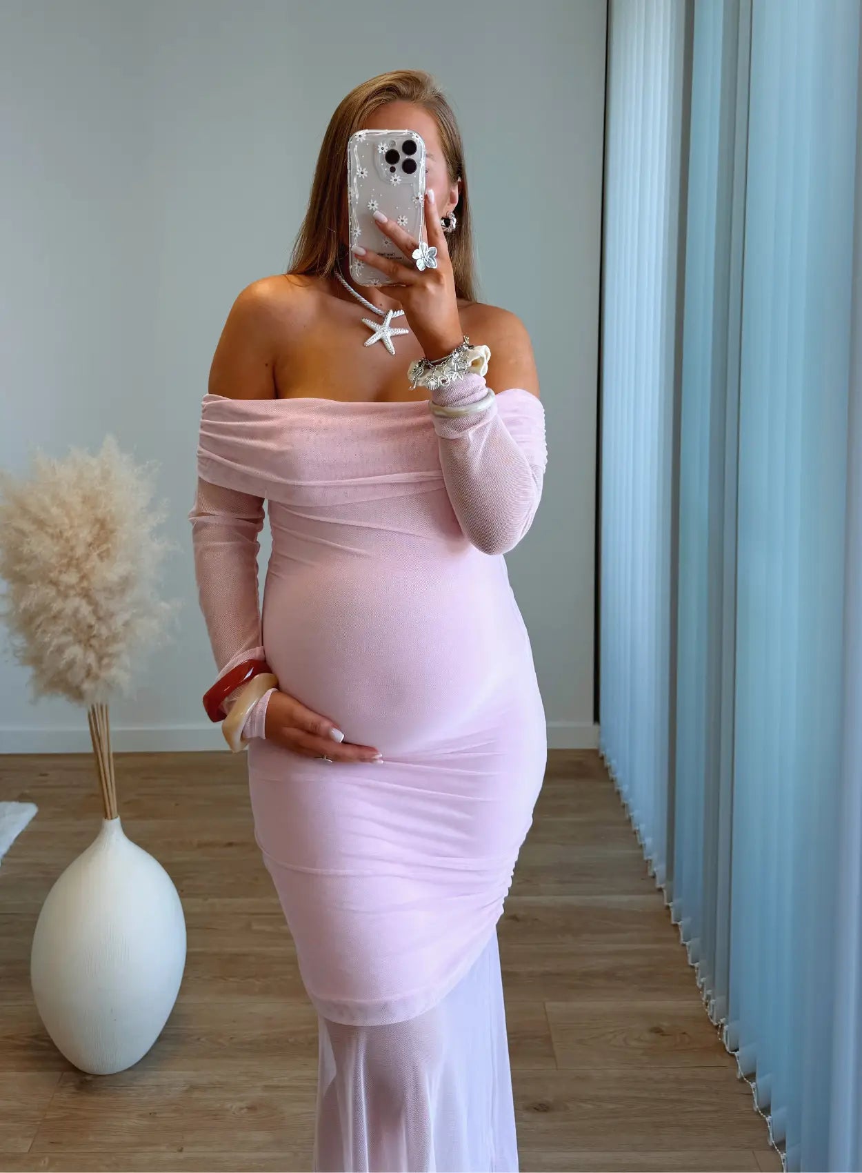 robe-longue-de-grossesse-col-bardot-cérémonie-avec-dentelle