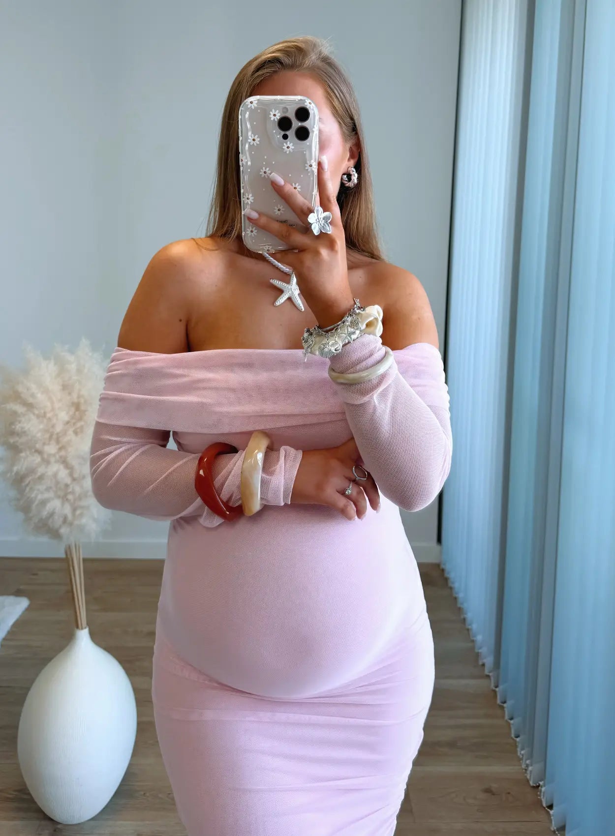 robe-longue-de-grossesse-col-bardot-cérémonie-avec-dentelle