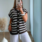 pull-gilet-sans-manches-à-rayures-blanches-et-marron