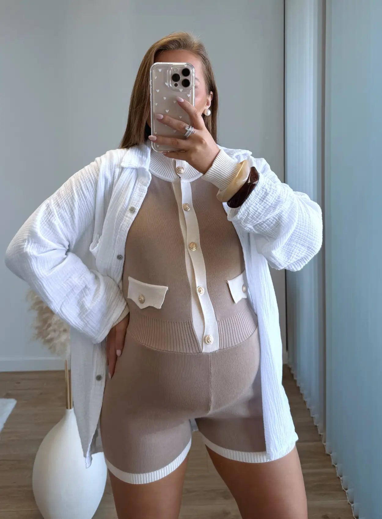 Combishort-de-grossesse-en-maille-beige