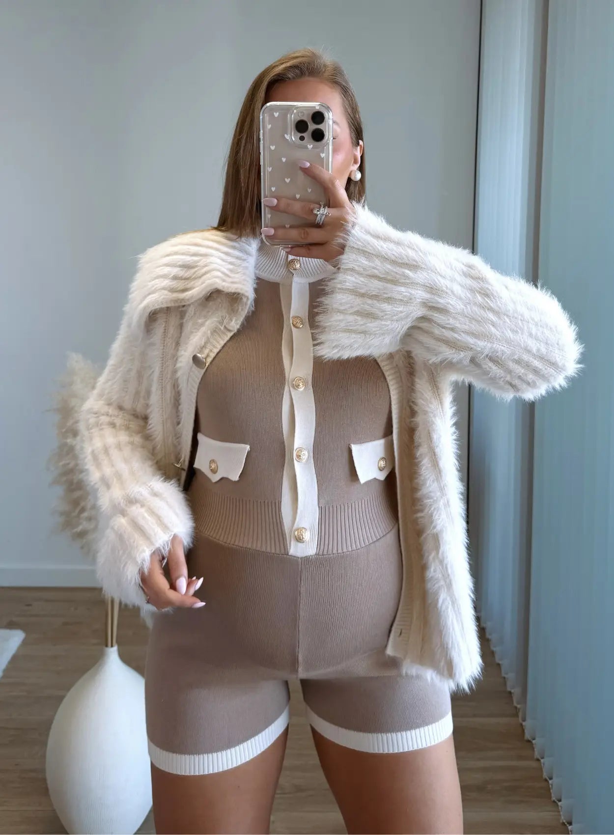 Combishort-de-grossesse-en-maille-beige