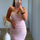 robe-longue-de-grossesse-bustier-rose-avec-rayures-blanc-et-bijou-étoile