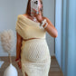 ensemble-de-grossesse-gauffré-top-et-jupe-jaune-beurre