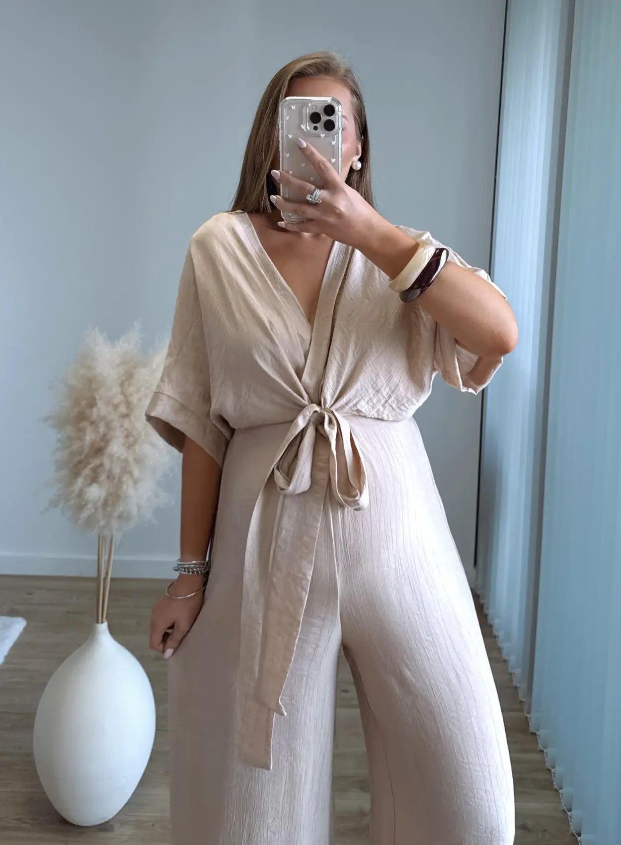 Combinaison-fluide-de-grossesse-en-lin-beige