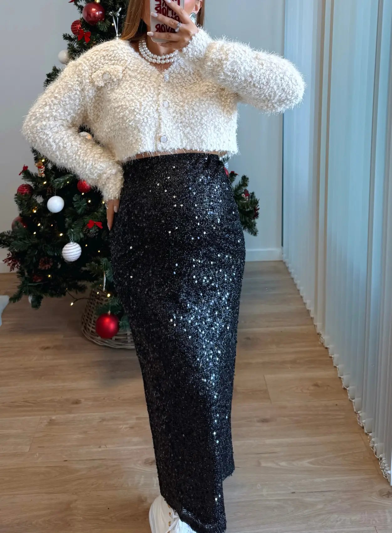 Jupe-longue-de-grossesse-à-sequins-noire