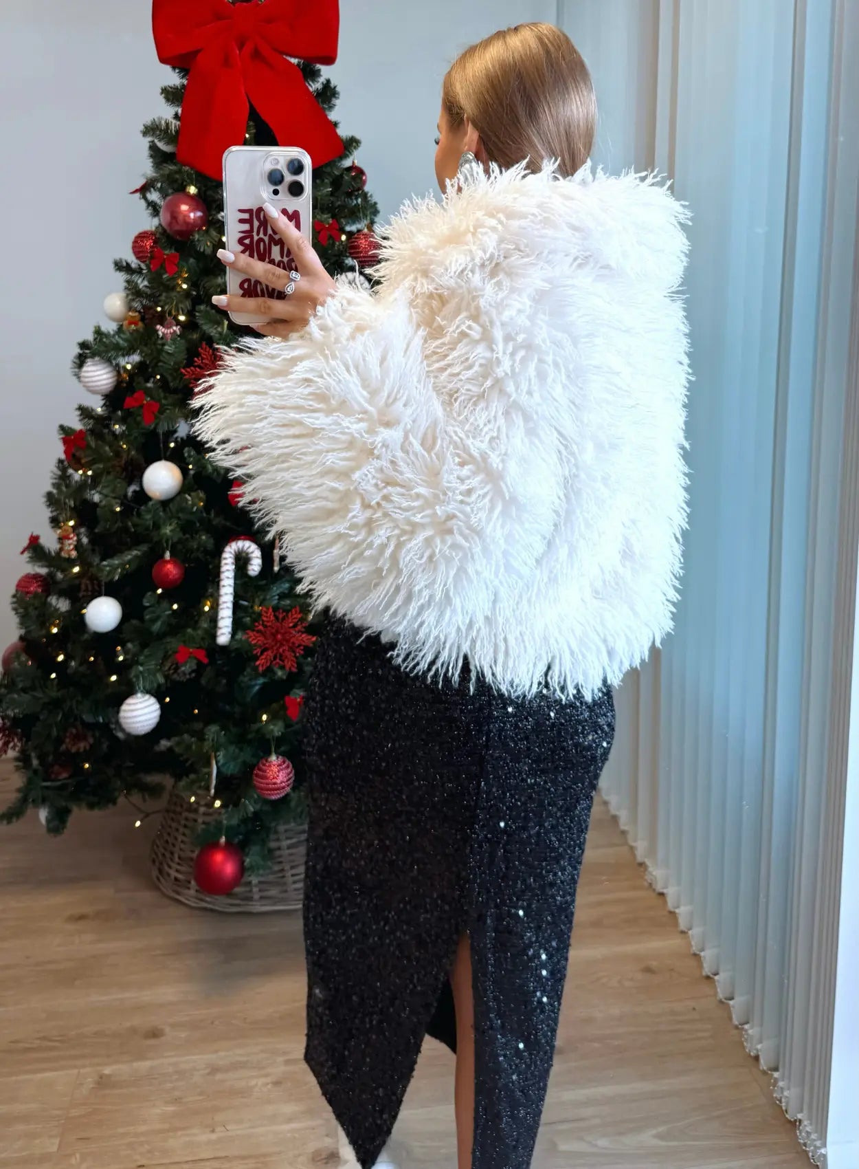 Jupe-longue-de-grossesse-à-sequins-noire