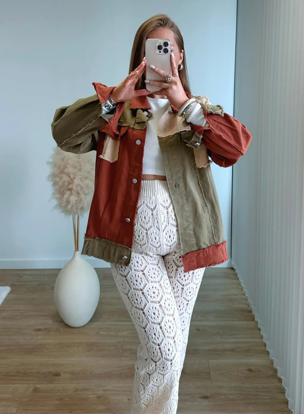 pantalon-de-grossesse-en-crochet-beige