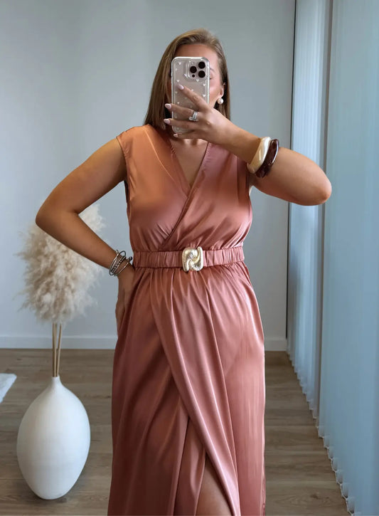 Robe-longue-de-grossesse-terracota-en-satin