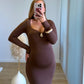Robe-longue-de-grossesse-marron-avec-bijou