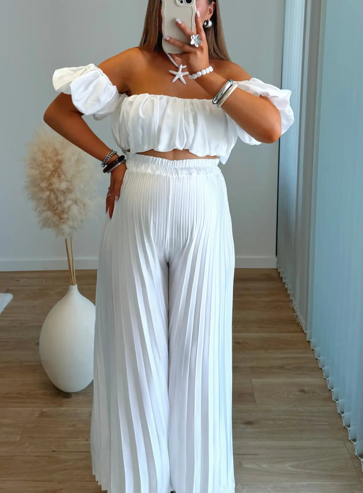 ensemble-de-grossesse-satiné-blanc