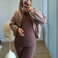 Ensemble-douceur-de-grossesse-en-maille-chocolat