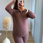 Ensemble-douceur-de-grossesse-en-maille-chocolat