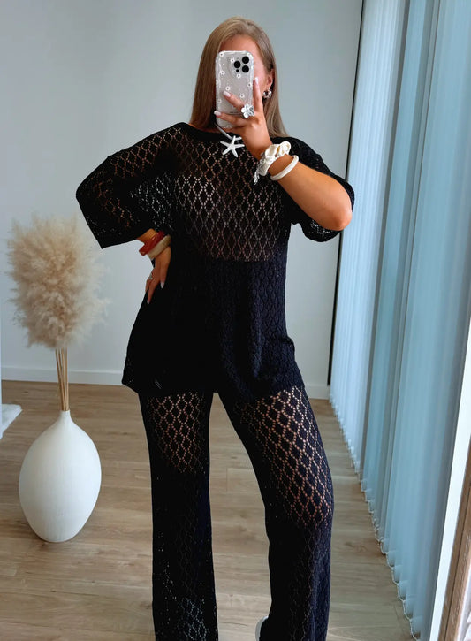 ensemble-haut-et-pantalon-en-crochet-noir