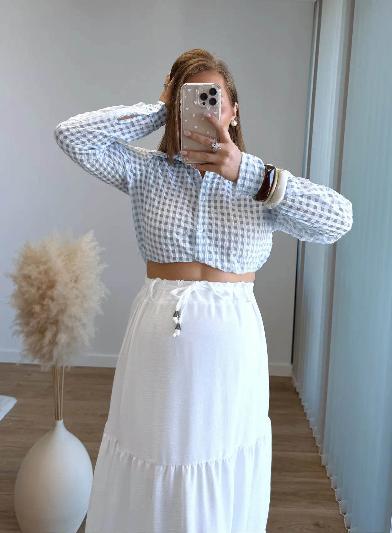 Chemise-courte-de-grossesse-bleue-à-motifs-vichy