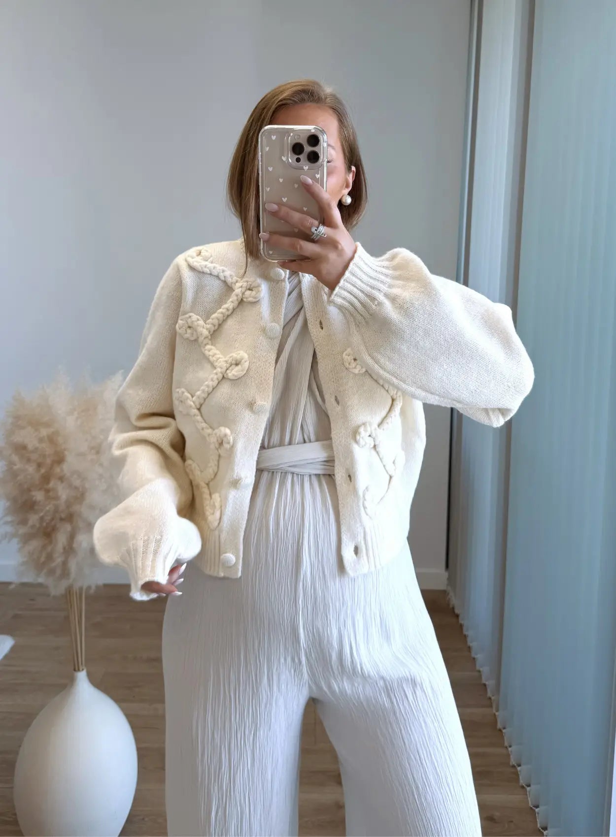 Gilet-de-grossesse-en-maille-torsadé-jaune-clair