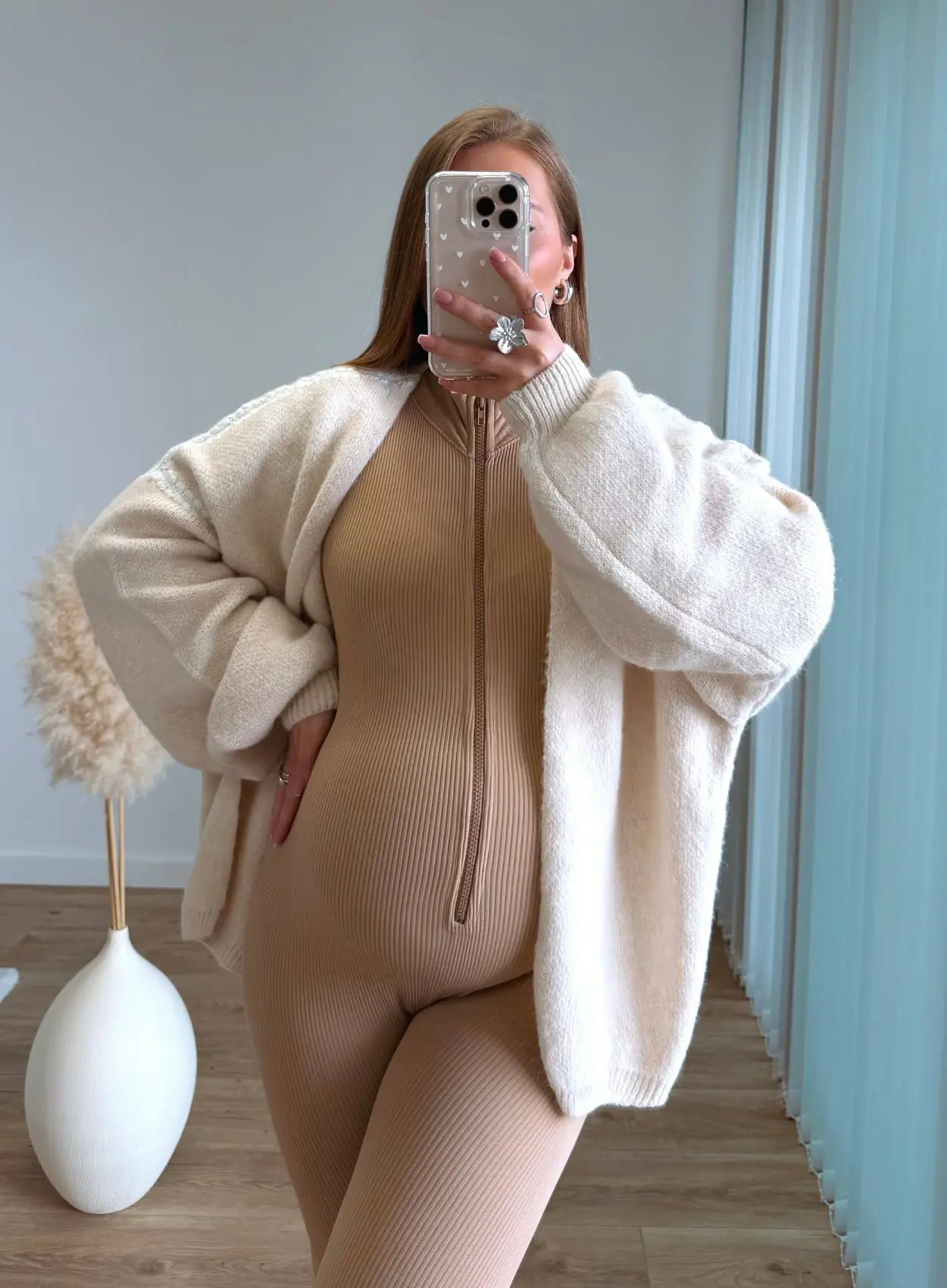 Combinaison-de-grossesse-et-allaitement-côtelée-beige