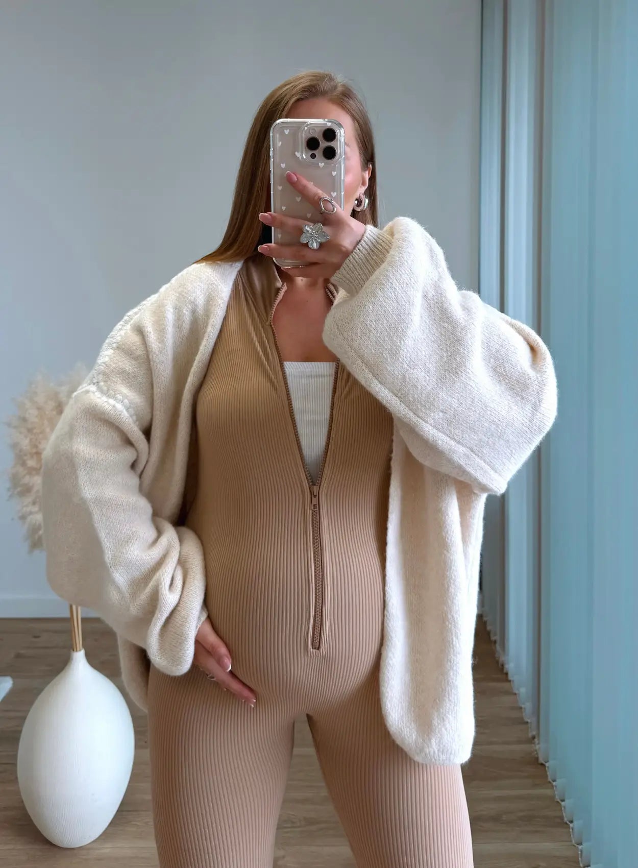 Combinaison-de-grossesse-et-allaitement-côtelée-beige